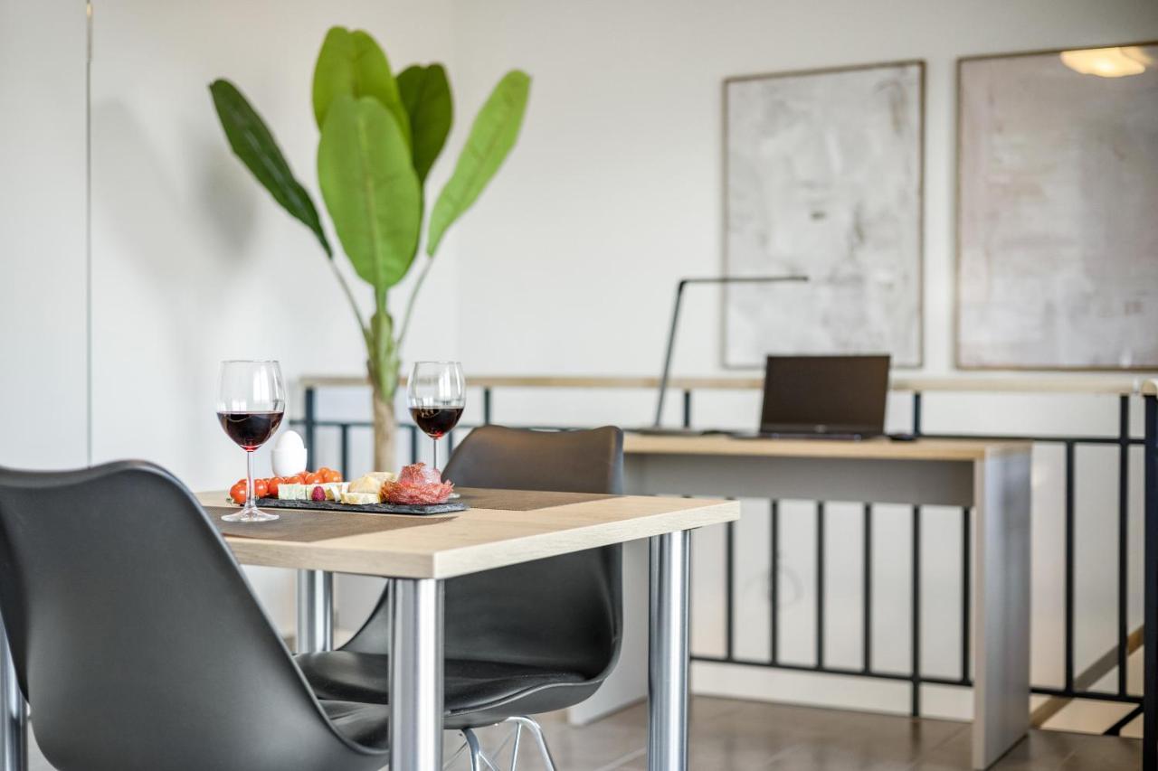Empire Living: Denzlingen Marktplatz Luaran gambar